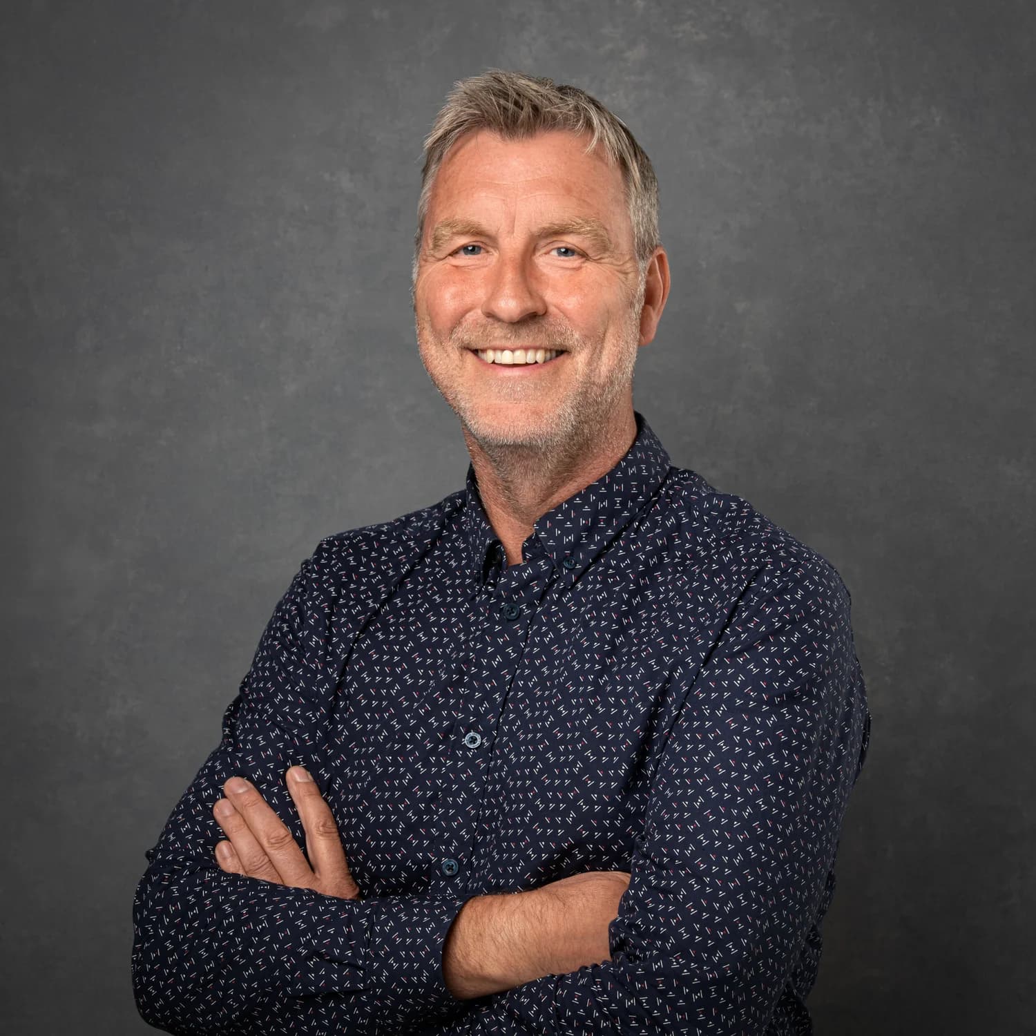 Professional LinkedIn headshot photographed by Rifkin & Livesey