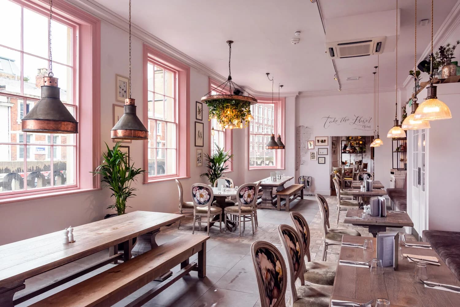 Architecture & Interiors photography by Rifkin & Livesey