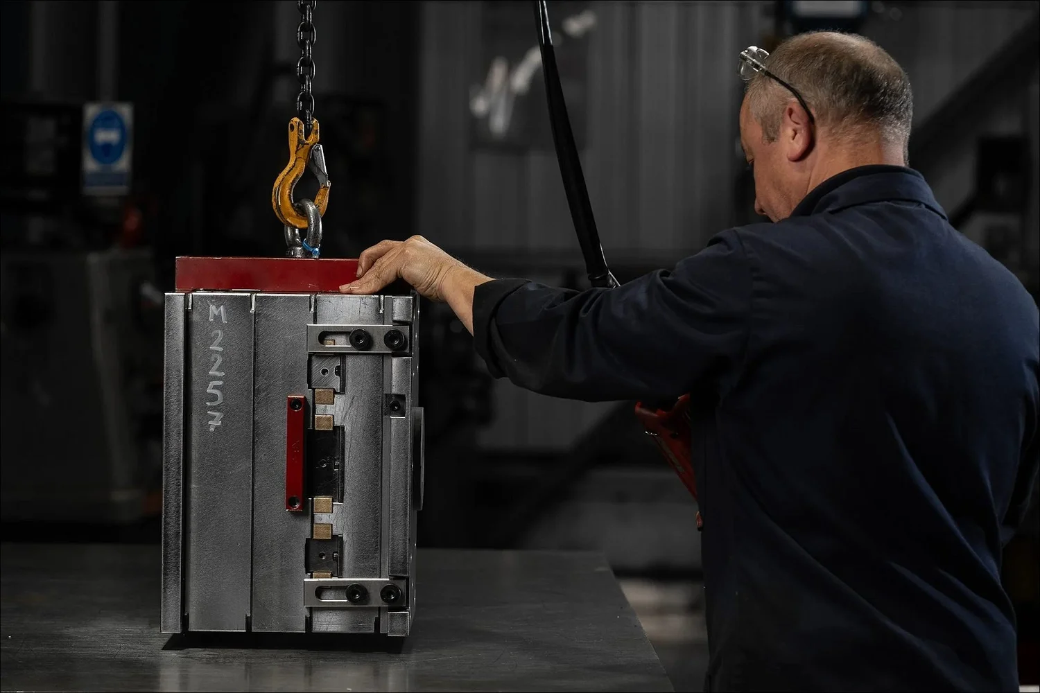Machined mold block with hoist industrial