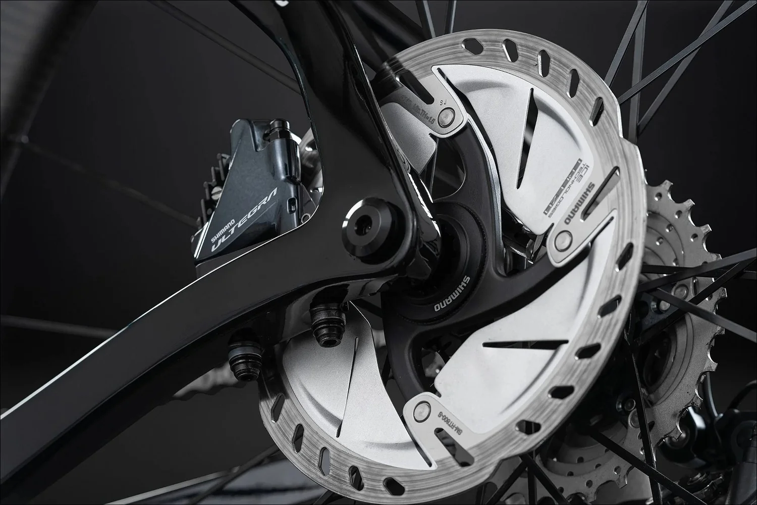 Shimano ultegra flat mount caliper and rotor