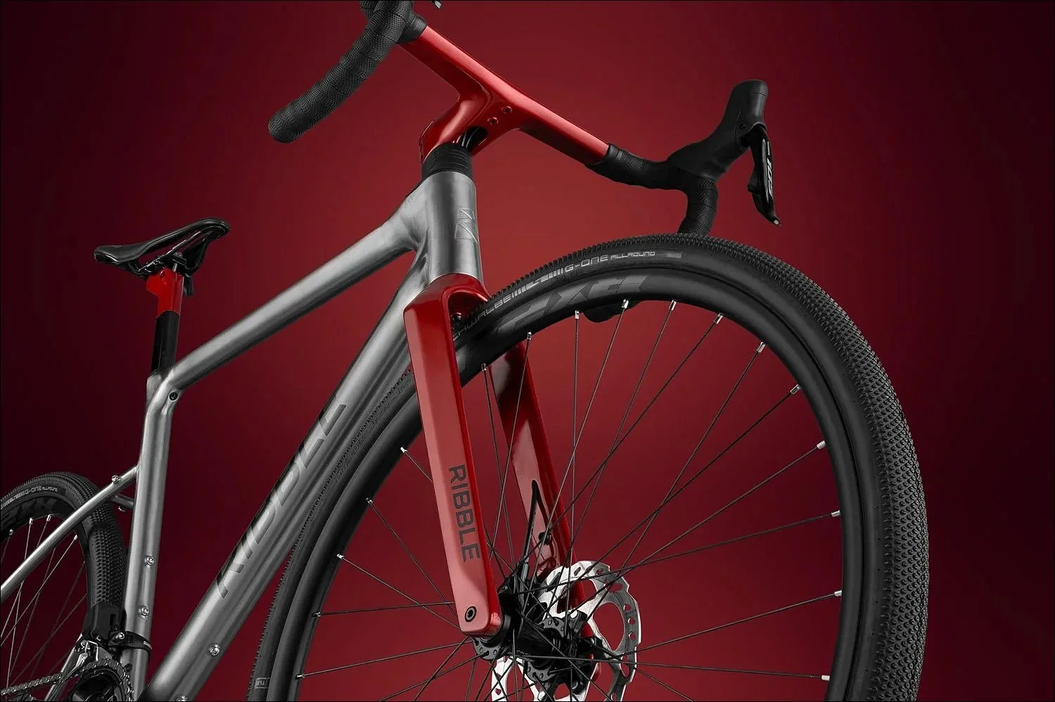Ribble gravel bike red fork detail
